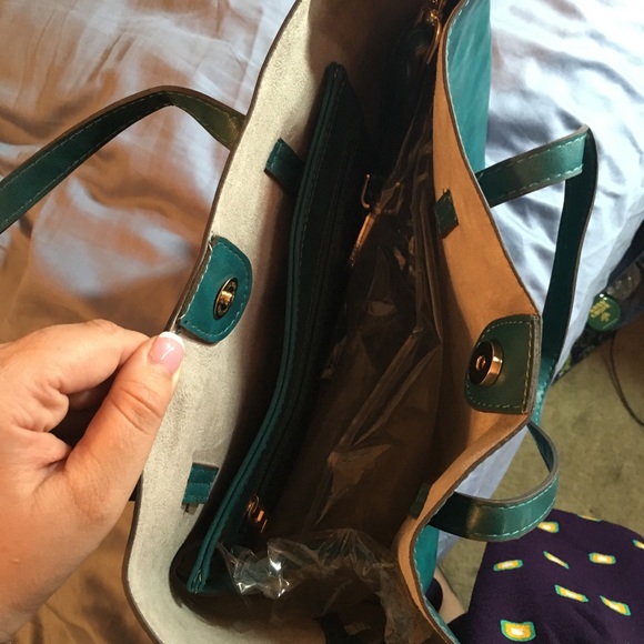 Teal purse - Picture 3 of 7